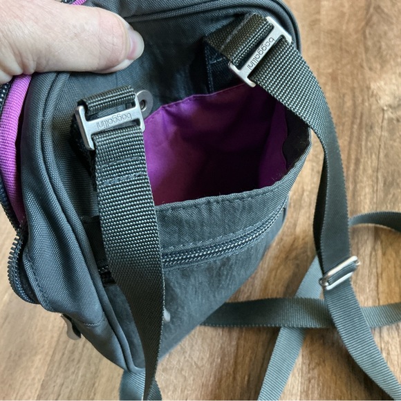 Baggallini Crossbody Purse Bag RFID Journey Sand Small Dark Gray Silver Travel - Picture 9 of 15